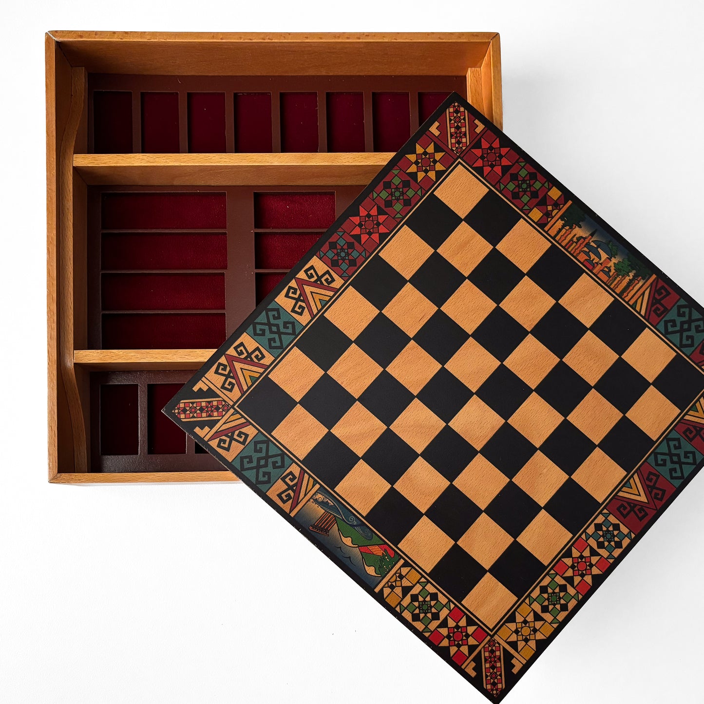 Large Lebanese Chessboard - Grand Échiquier Libanais
